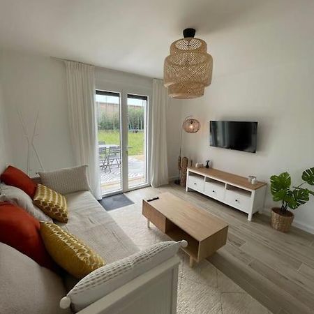 Appartement Proche Stade/Eurexpo เดซีน-ชาร์ปิเยอ ภายนอก รูปภาพ